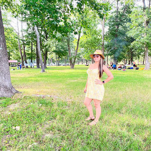 Meet your Posher, Neyla